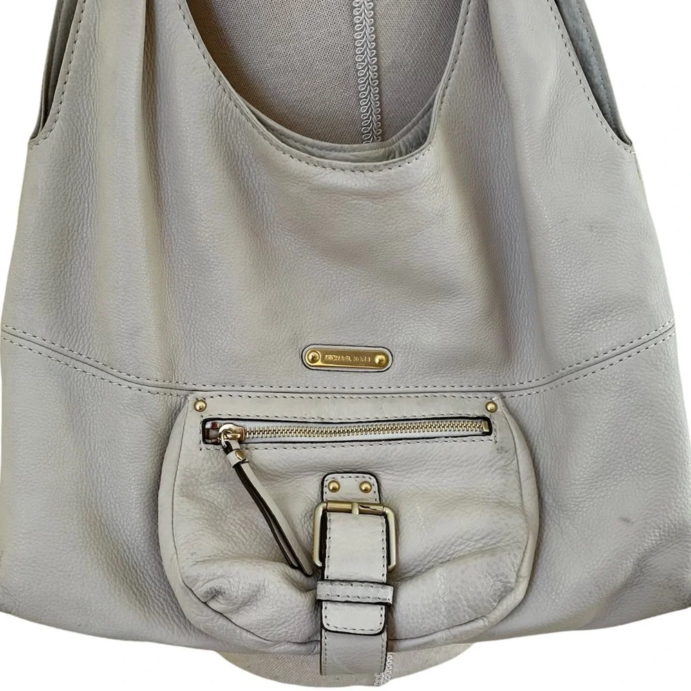 MICHAEL Michael Kors Cream Pebbled Leather Hobo Style Bag